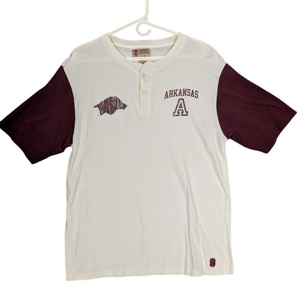 Razorbacks Henley Shirt Mens Medium Short Sleeve Izod Collegiate Arkansas Hogs - Picture 1 of 7